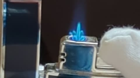 Rocky Patel H.E. Lighter Demonstration