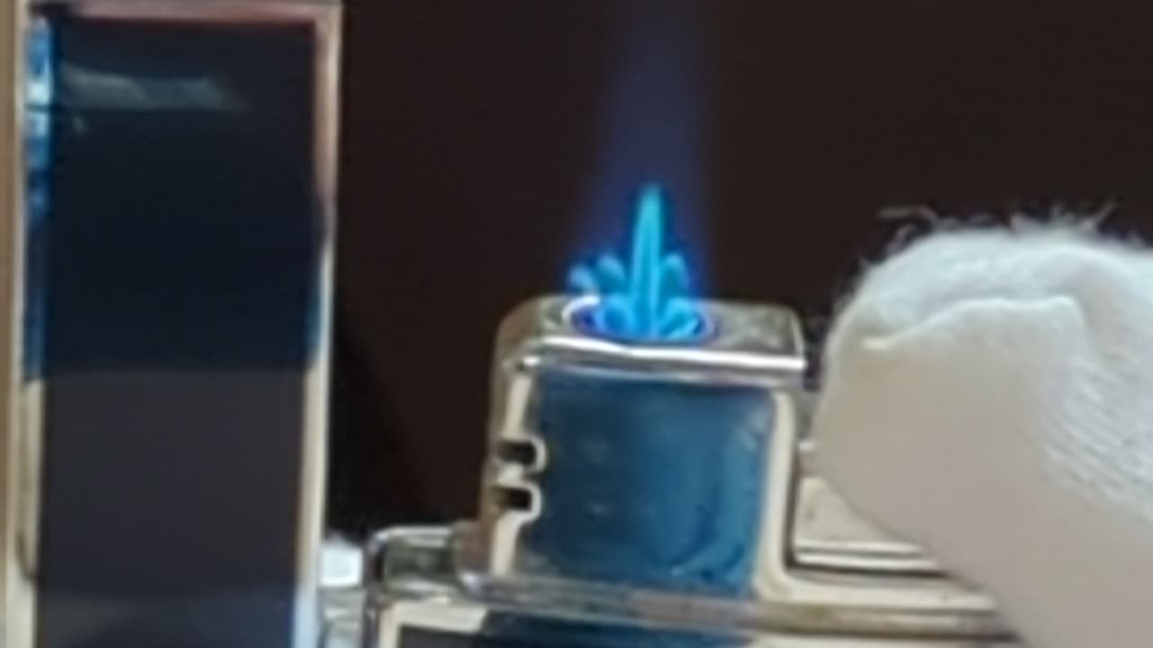 Rocky Patel H.E. Lighter Demonstration