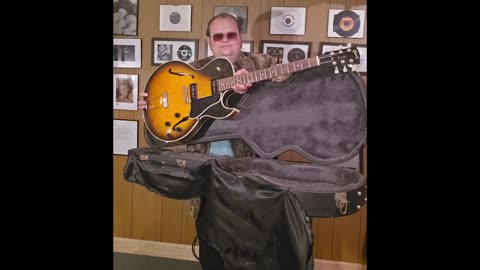 Gibson es135 guitar review.