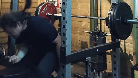 Last set of 3 100 Kg long pause bench press