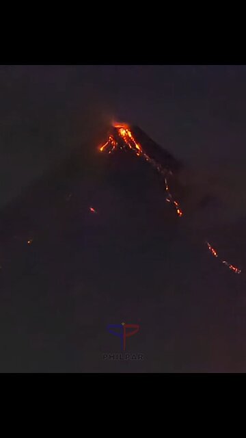 Effusive eruption of Mayon Volcano continues
