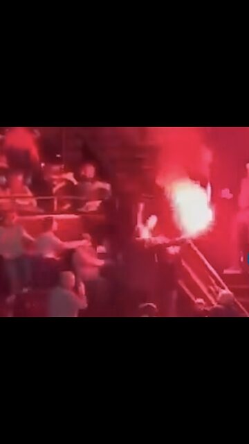 ISRAELI PHILHARMONIC IN PARIS INTERRUPTED BY SMOKE BOMBS & FLARES