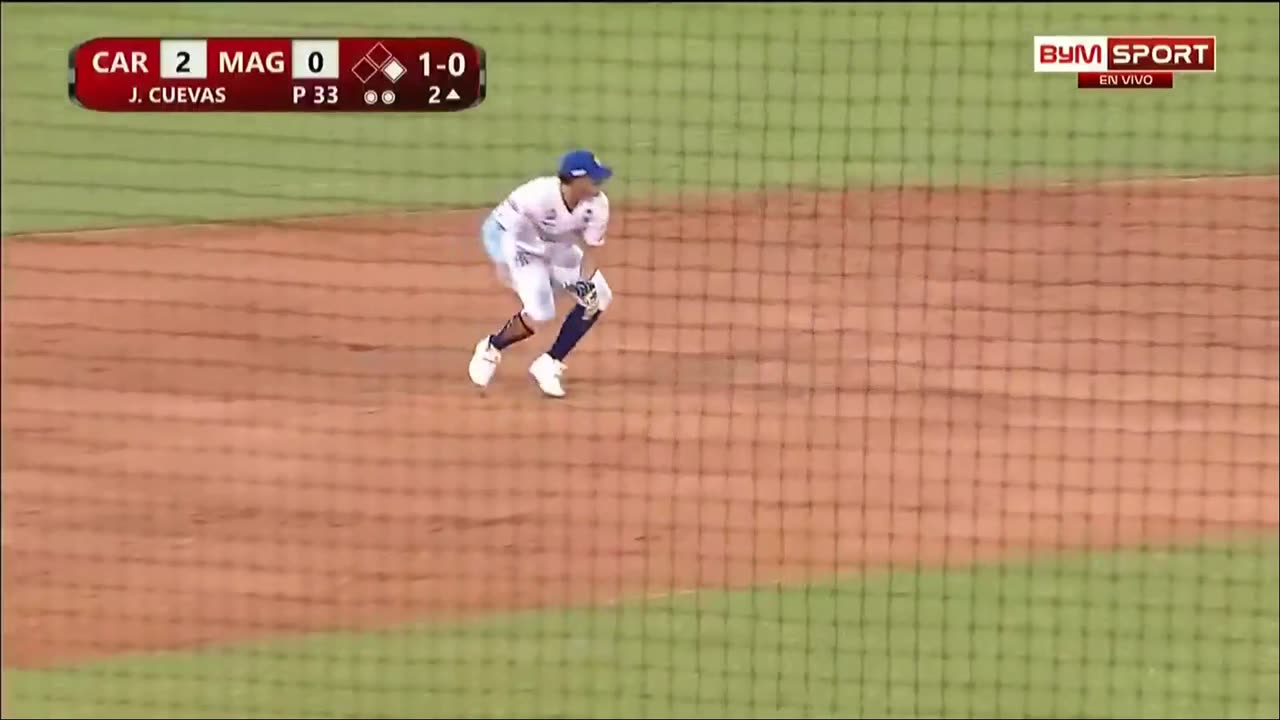 Luis Suisbel con una gran parada