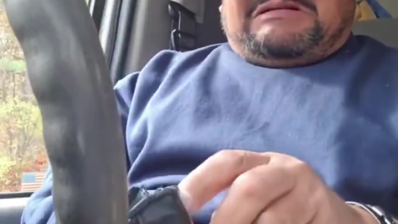 “$700 to my child support because I never had a TV.” 😂😭😂