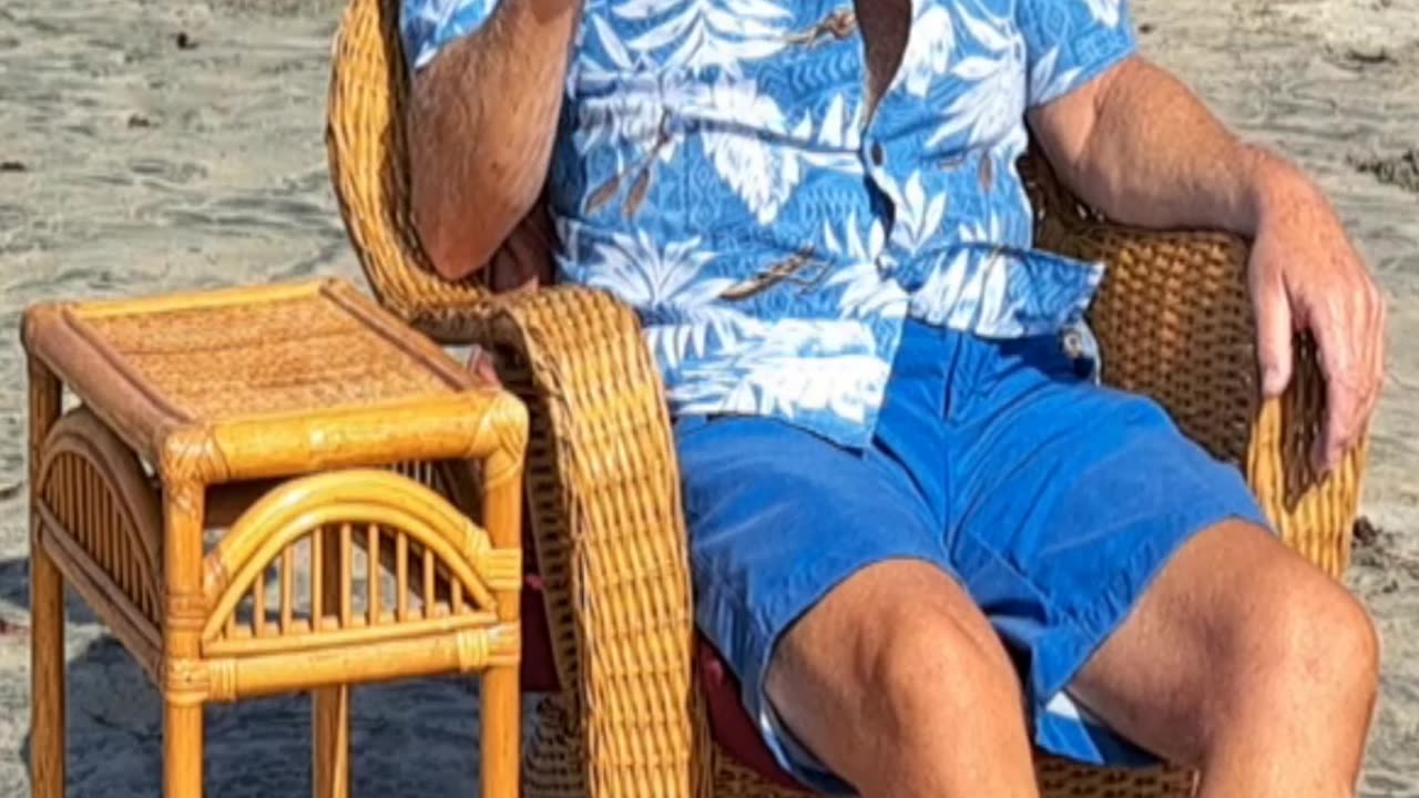 “When things go bad, don't go with them.” ― Elvis Presley