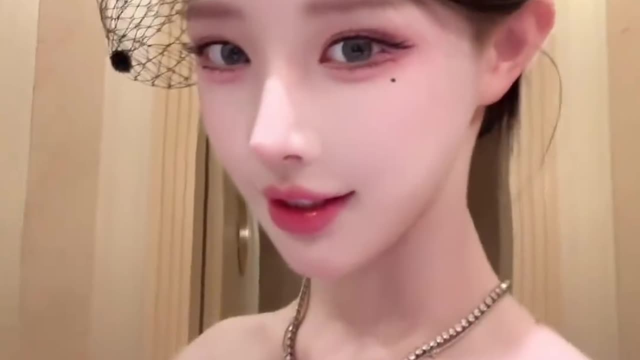 Sultry Gaze! | J-Pop Vibe Creamy Mini Dress Tempting Outfit Transition - Daily Beauty EP 359