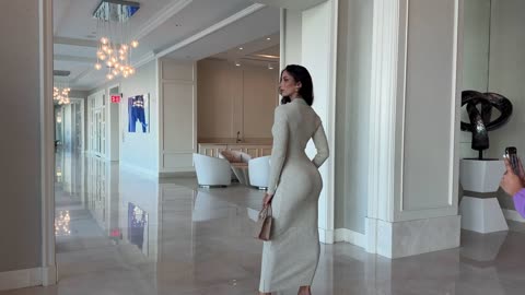 HOT MIAMI STYLES x PAULINA BARBAR ｜ 10 LOOKS