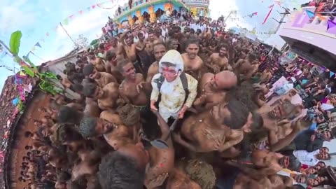 Where Hindus Smear Cow Shit On Each Other