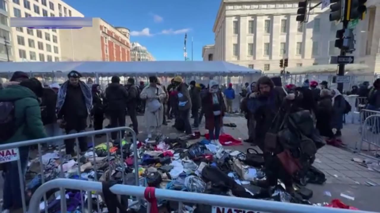 Trump delivers huge parting shot to Biden with first executive order as he returns to power