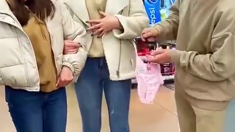 Hilariously prank VIDEO funny reaction meme America