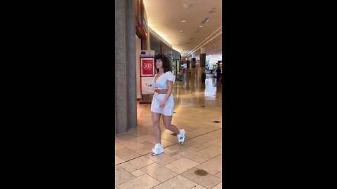 SEXY AND SHE KNOW IT