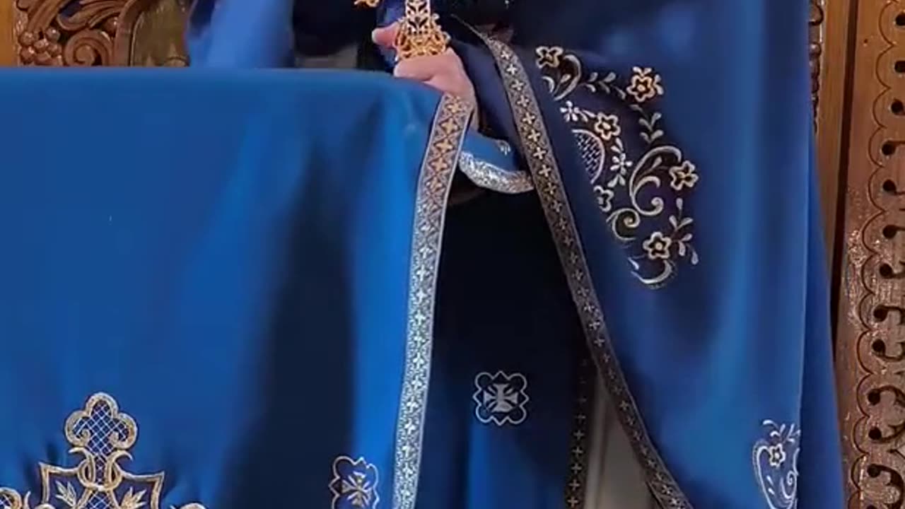 Ereticul Ecumenist Ioan Trofin Hulitor,Schismatic,Apostat,Antihrist,Batjocoritor al Semnului Crucii