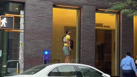 Man's Unconventional NYC Ride Becomes Viral Sensation