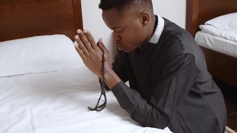 A Powerful Evening Prayer of Surrender and Praise