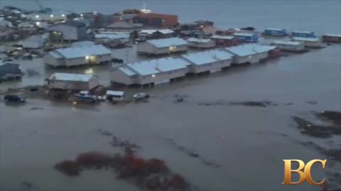 Alaska airlifting hundreds from storm-devastated coastal villages