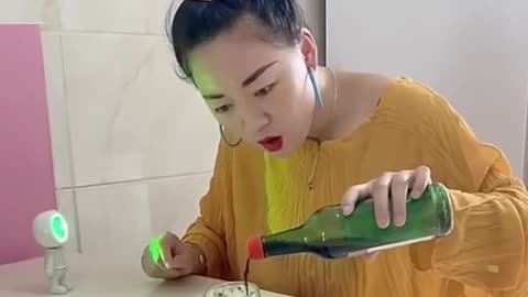 New funny video, try not to laugh