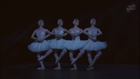*News Interruption* | Snoop Performs Swan Lake (You too have to watch like I did 🤣)