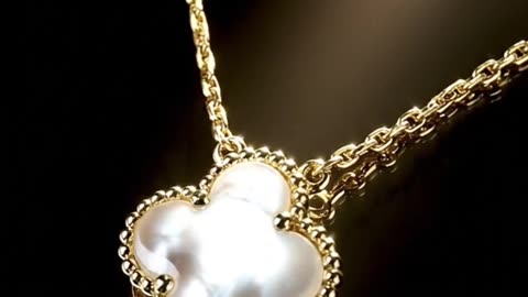 VAN ARPELS VINTAGE YELLOW GOLD NECKLACE