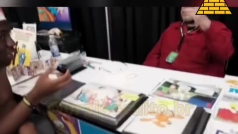 Escritor dos Simpsons evita perguntas durante entrevista