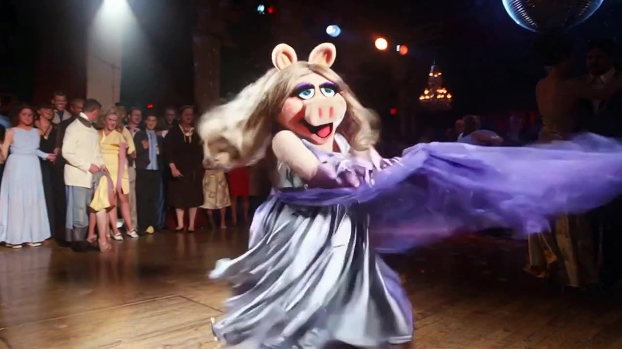 Miss🐽Piggy🐷Knows🐖Best🥓👀🤪🤣😎