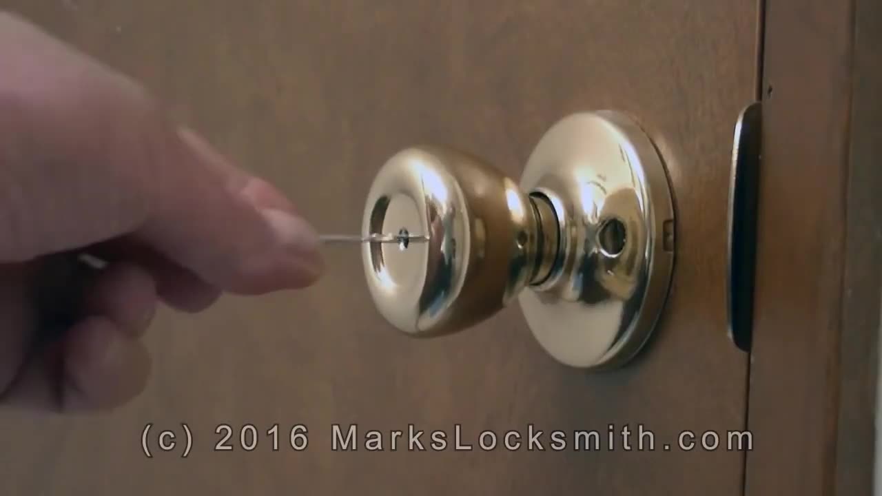 How To Unlock The Kwikset Bedroom or Bathroom Lock with a Paper Clip