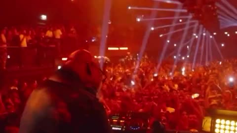 CARL COX PLAYING HORATIO - EVERY LITTLE THINGS IN PERU