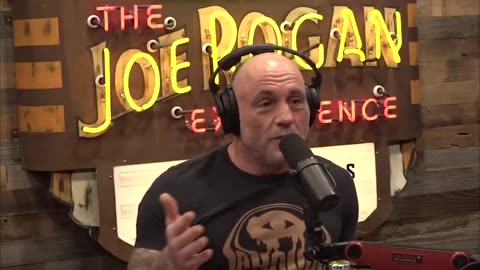 Joe Rogan: "You have people like Bill Gates