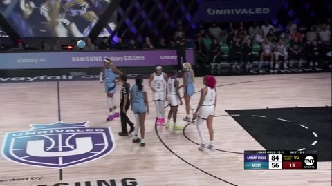 👀 TECH, DiJonai Carrington furious after foul | Mist vs Lunar Owls Unrivaled women's basketball