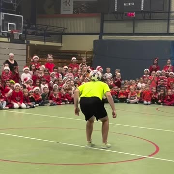 The kids are waiting for Christmas, but I showed them a bit of magic today ⚽✨🎅.”