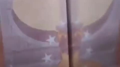 When you fold a 50 Euro banknote, you get a perfect picture of Baal.