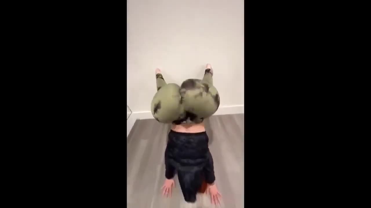 Fabulous Ghetto Twerking Huge Booty Only
