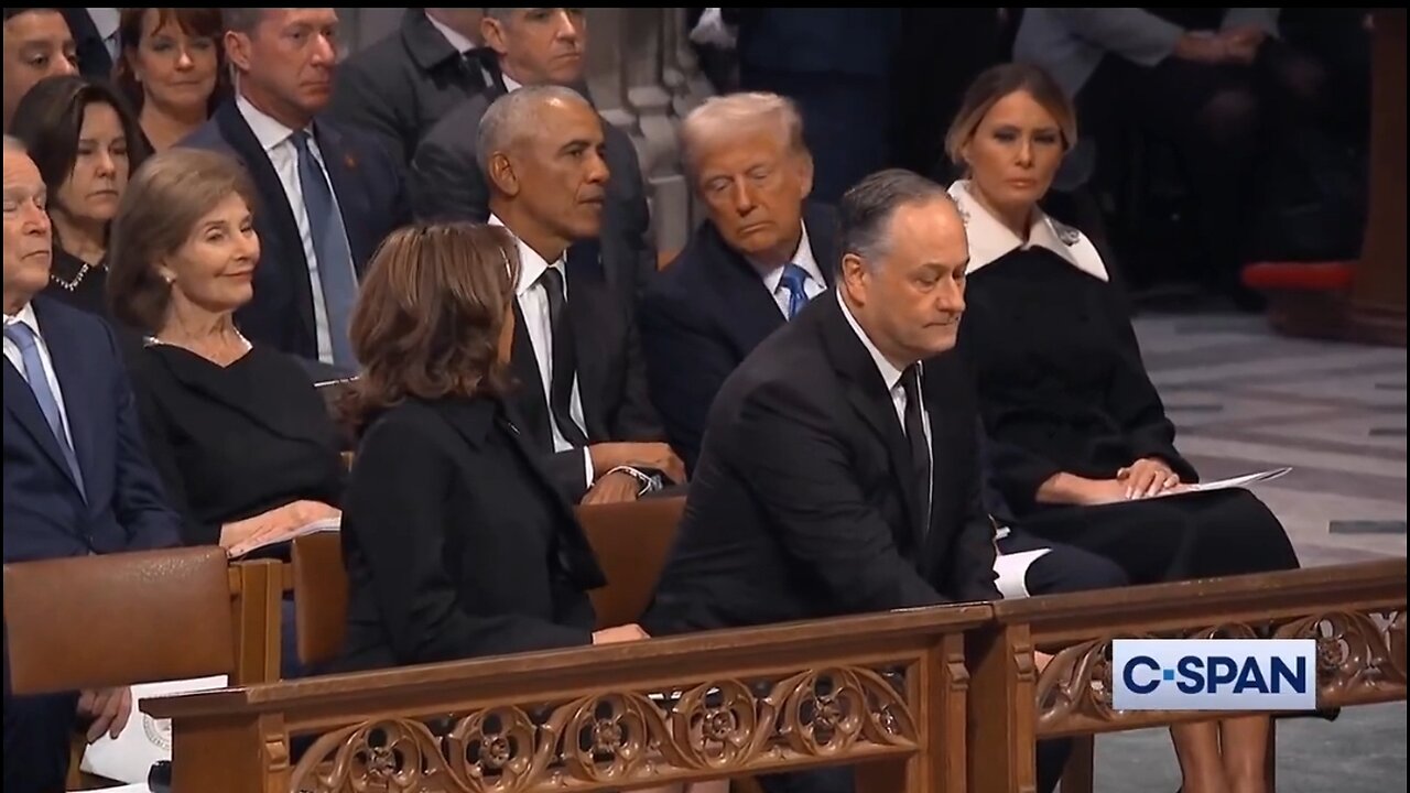 Kamala Looks Pissed As Obama Talks With Trump