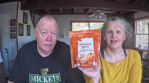 Are Clancy’s Pumpkin Pretzels From Aldi a Fall Must-Have Snack? We Tried 'em Here's Our Verdict.