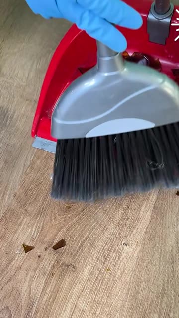 The secret weapon for glass clean up.mp4