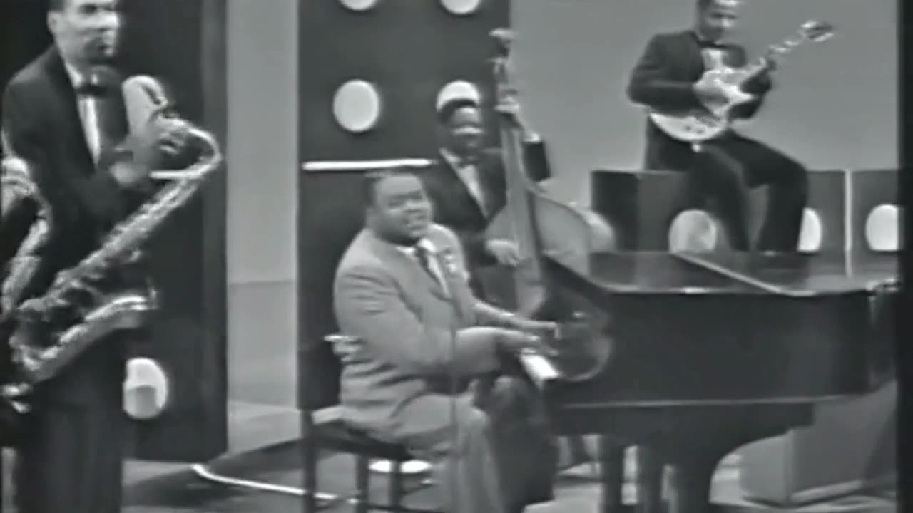 Highlights - Fats Domino – Let The Four Winds Blow (Live 1962 Performance)