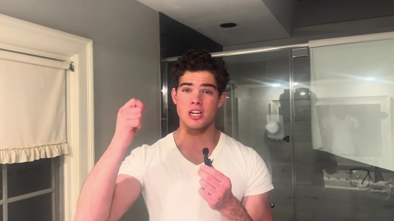 How to maintain your summer tan all year