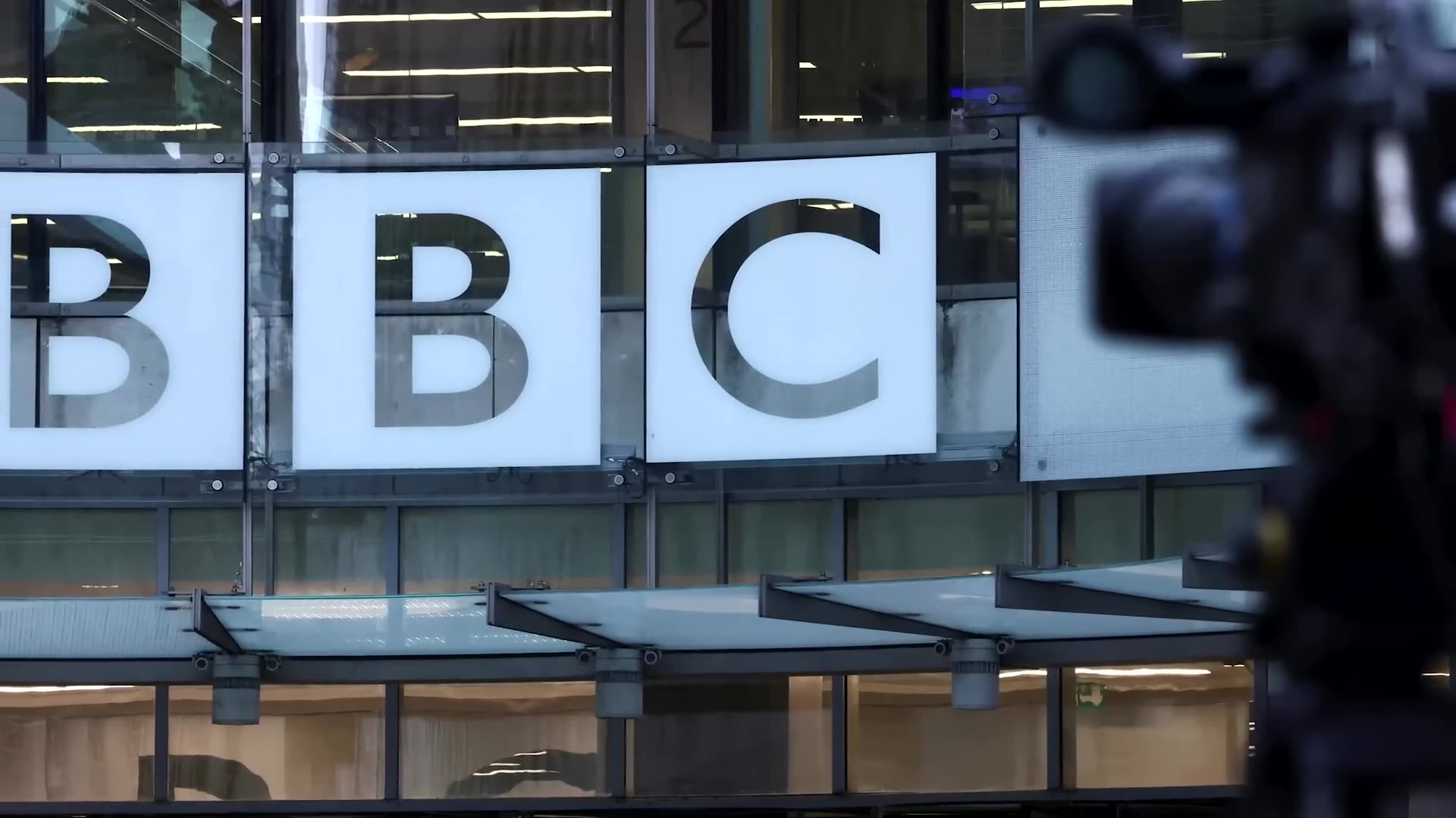 BBC News says it received legal threat from Trump over speech edit