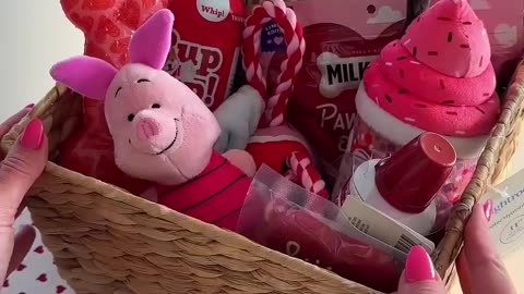 ASMR DOG GIFT BASKET!