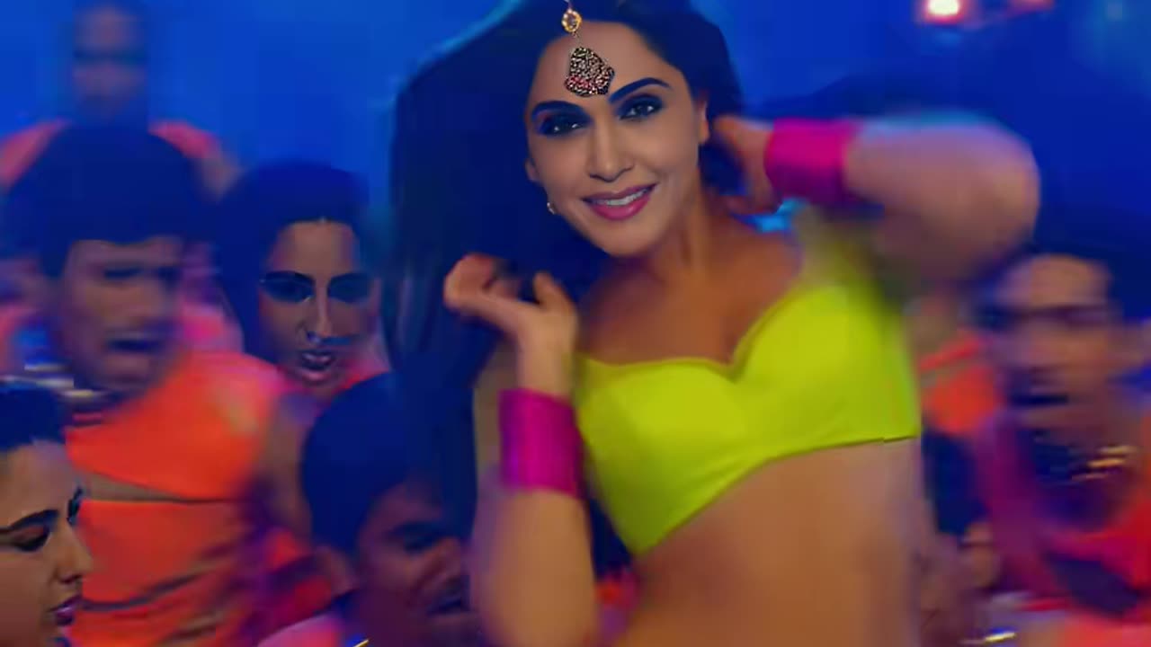 Halkat Jawani... But it's Isha Koppikar