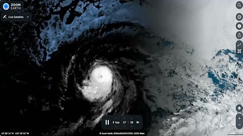 Miran Rubin - Hurricane Kiko 2025 - ZOOMEARTH