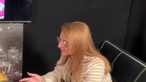 Why Writing Down Your Goals Works | The Secret, Gambling Psychology & Subconscious Imprinting