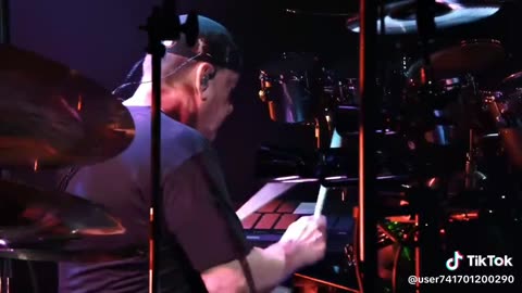 CYGNUS X-1 ~ RUSH ( LIVE )