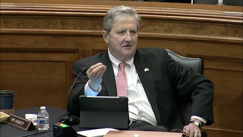 Kennedy questions Powell in Banking#3788