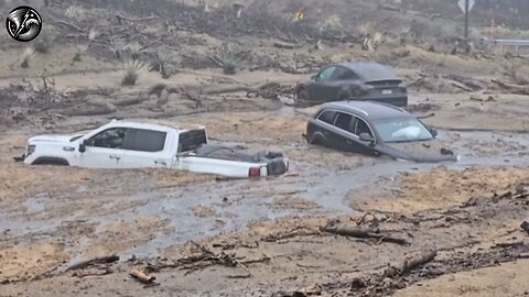 ⚡Los Angeles Flooding Leads to Severe Mudslides in Malibu