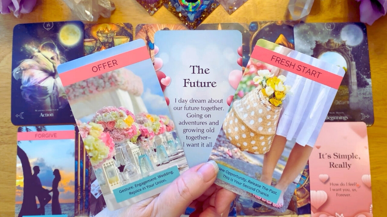 THIS PERSON IS READY TO MAKE YOU AN OFFER! 🩷 LOVE TAROT READING 💍 (IN-DEPTH) #tarotreading #love