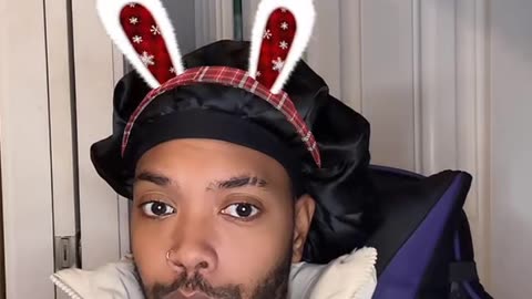 Robert kicking the girls out for not gifting for cold tea