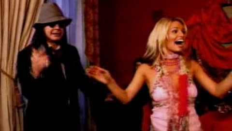 Jessica Simpson & Ozzy Osbourne - Winter Wonderland = Live Osbourne Christmas 2003