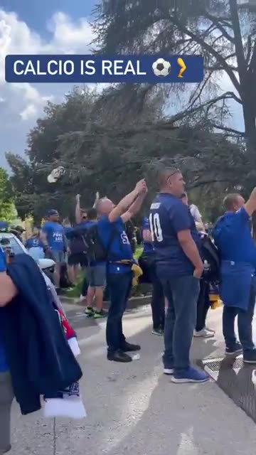 Lech Poznan fans invading Firenze. Fiorentina vs Lech Poznan. Europa Conference League 2023