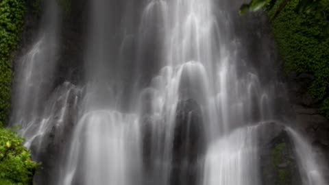 Peaceful Waterfall and Soft Piano Music – Relax, Sleep & Relieve Stress