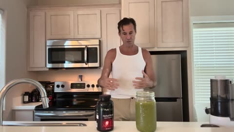 GREEN JUICE RECIPE TO HEAL ANYTHING! (Warning Curse Words)
